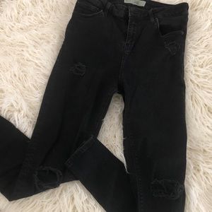 Distressed Black Skinny Jeans